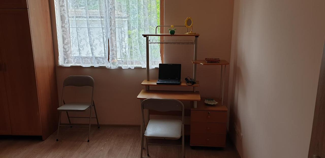 Family Holiday Apartments Breez 1 Varna Buitenkant foto