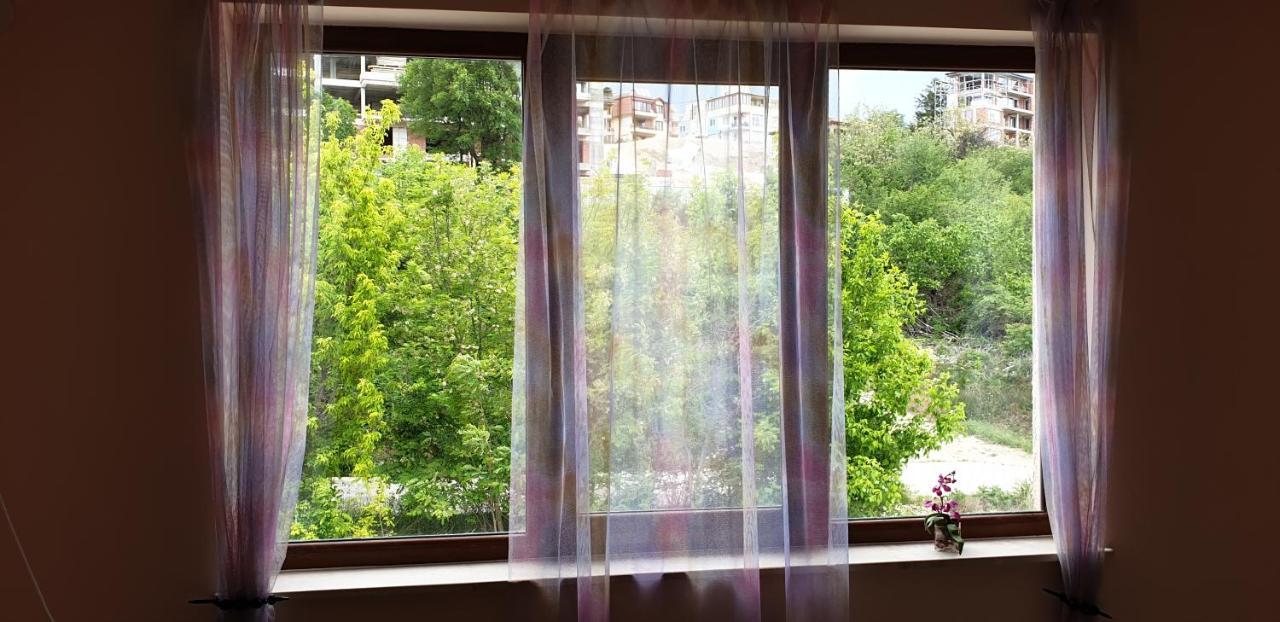 Family Holiday Apartments Breez 1 Varna Buitenkant foto